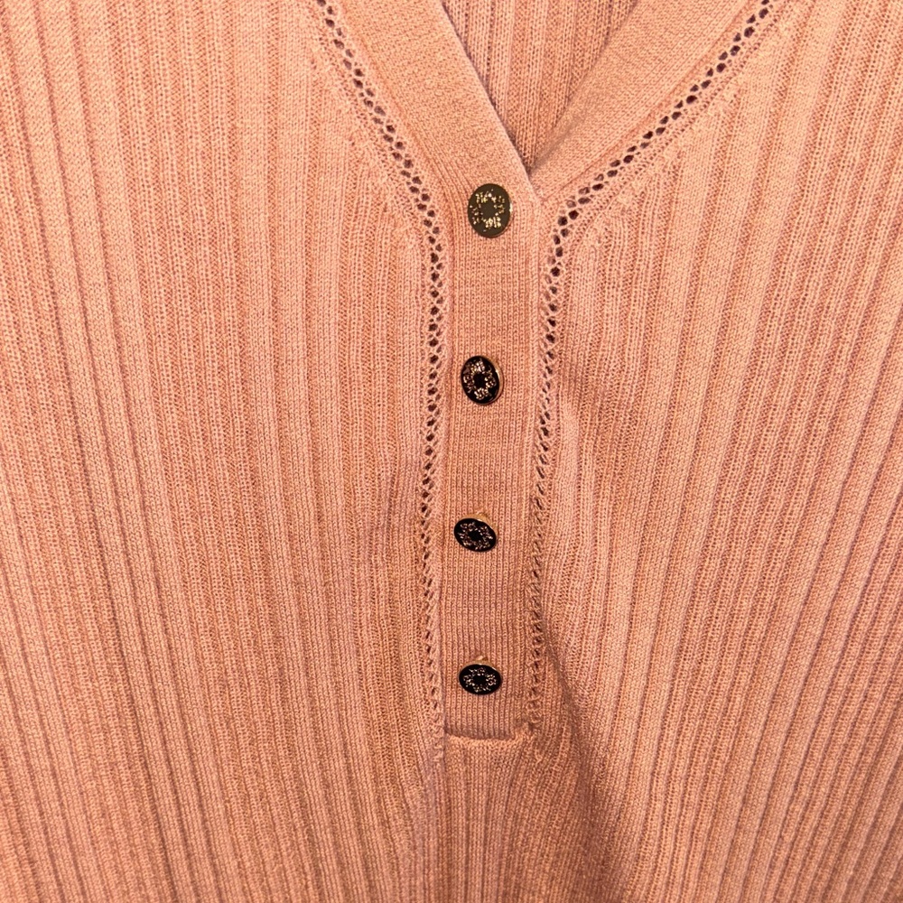White House Black Market Ribbed V-Neck Blouse - Peach - Picture 4 of 5